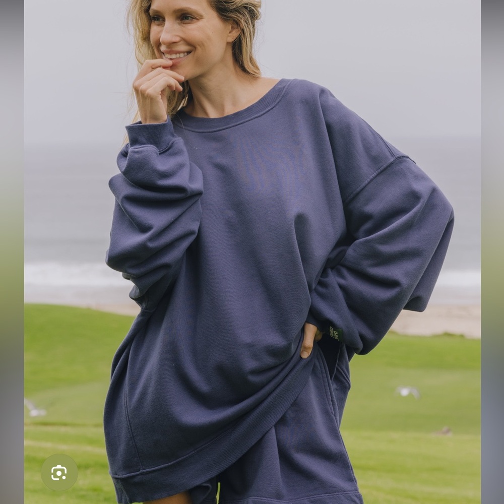 Daily Drills oversized crew and shorts